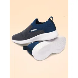 SPRENGE Men Woven Design Sneakers