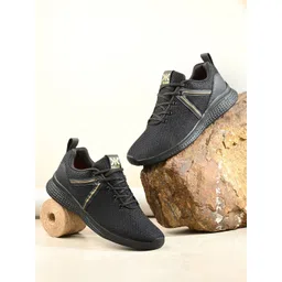 Killer Men Mesh Running Non-Marking Shoes