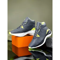 Woakers Men Colourblocked Sneakers