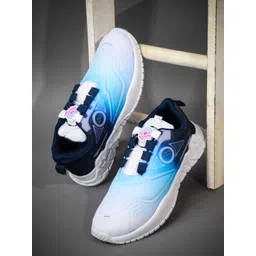 Deflow Men Colourblocked Padded Lace-Ups Sneakers