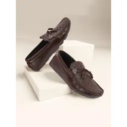 FAUSTO Men Textured Lightweight Sneakers