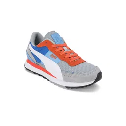 Puma Unisex Road Rider Sneakers