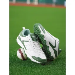 bacca bucci Men STRIKER Textile Cricket Shoes