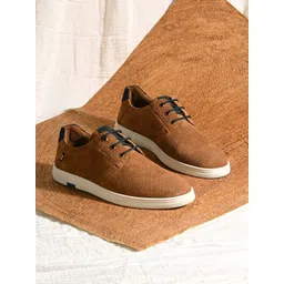 Overdrive Men Textured Lace-Ups Sneakers