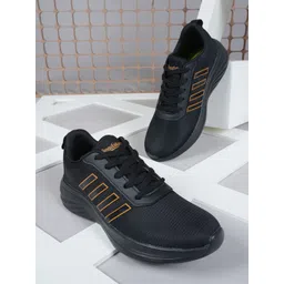The Roadster Lifestyle Co Men Sports Shoes