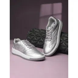 North Star Women Lace-Ups Round Toe Sneakers