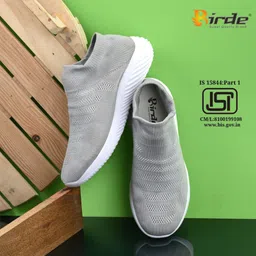 Premium Lightweight Socks Sports Shoes For Women Walking Shoes For Women