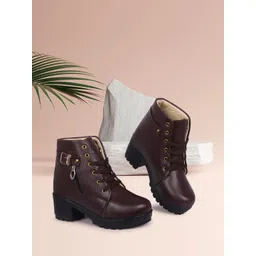 TWIN TOES Brown Platform Heeled Boots with Tassels