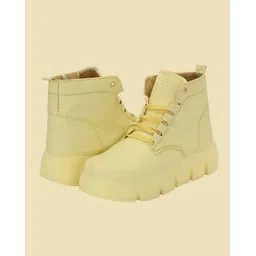 Women Ankle-Length Boots with Lace Fastening