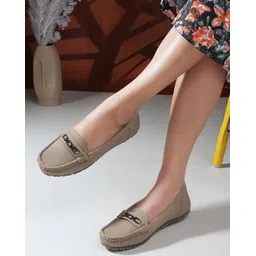 Women Casual Shoes With Synthetic Upper