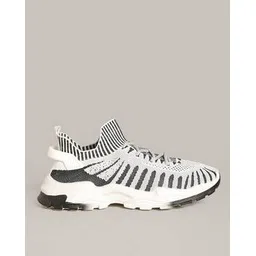 Men Low-Top Lace-Up Sneakers