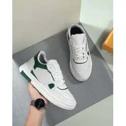 Men Low-Top Lace-Up Sneakers