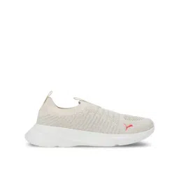 Women Low-Top Slip-On Sneakers