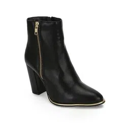Ankle-Length Boots with Zip Closure