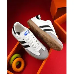 Men Sports Shoes with Synthetic Upper         