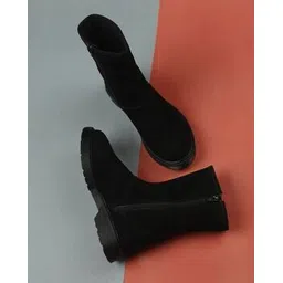 Women Ankle-Length Anti Skid Boots with Zip Closure