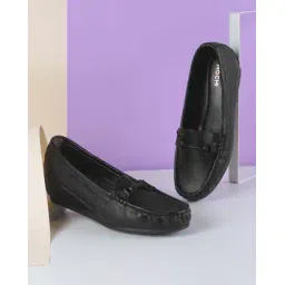 Women Regular Fit Slip-On Casual Shoes