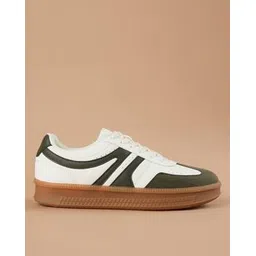  Women PU Casual Shoes