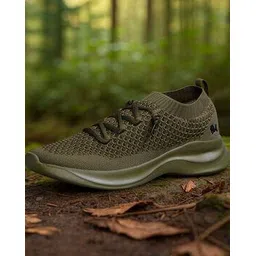 Men Low-Top Lace-Up Sneakers