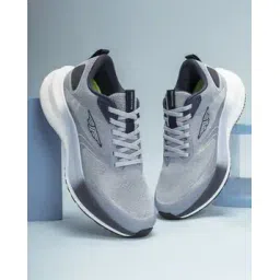 Men Sports Shoes with Mesh Upper
