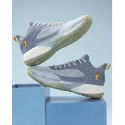 Men Lace-Up Sports Shoes with Mesh Upper