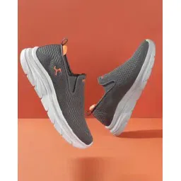 Men Slip-On Round-Toe Casual Shoes