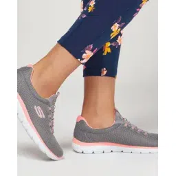 Women Logo Print Running Sport Shoes