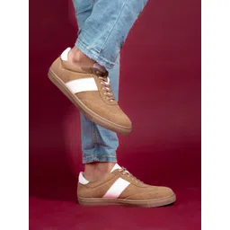 The Roadster Lifestyle Co. Men Colourblocked Lace-up Casual Sneakers