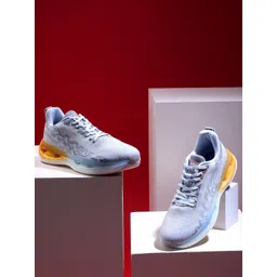 Trenz Men Textured Lace-Up  Running Shoes