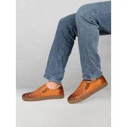 ATESBER by Inc.5 Men Textured Leather Slip On Shoes