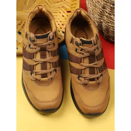 Red Chief Men Leather Sneakers