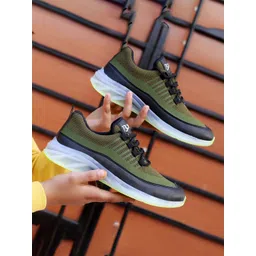 Bxxy Men Flyknit Mesh Running Shoes