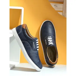 San Frissco Men Lace-Up Lightweight Sneakers