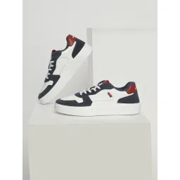 Men's White Casual Shoes