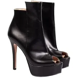 Women boots with side zipper