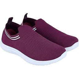 Womens Crystal-104 Sneaker