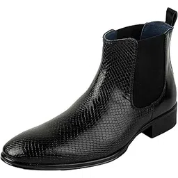 Men's Slip On Closure Boots with Flat Sole
