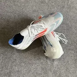 Lightweight Anti-Slip Soccer Cleats for Men - Football Boots for Grass & Futsal Training