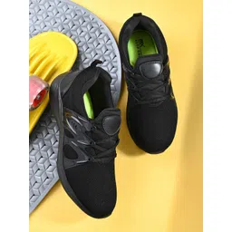 HRX by Hrithik Roshan Men Black & Green Mesh Walking Shoes