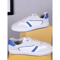Metro Men Sneakers