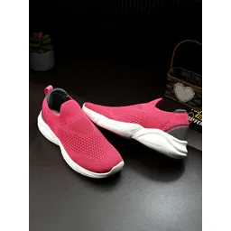 OFF LIMITS DEREK W Women Slip On Mesh Running Non-Marking Shoes
