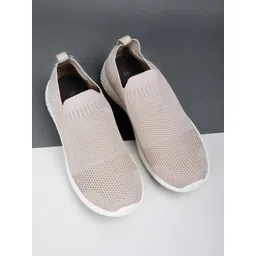 max Women Running Shoes