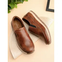 The Roadster Lifestyle Co Men Casual Slip On Shoes