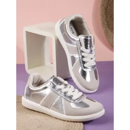 Lavie Women Round Toe Lace Ups Sneakers