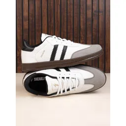 SNEAKLAB Men Sneakers