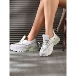 glitchez Women Colourblocked Sneakers