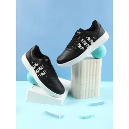 Liberty Men Colourblocked Sneakers