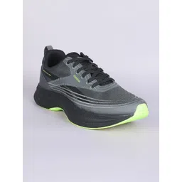 Reebok Men Mesh Maxfoam Swiftventure Men Running Shoes Regular Non-Marking Running Shoes