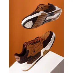 Sparx Men Colourblocked Sneakers