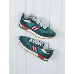 Pepe Jeans Men Colourblocked Sneakers